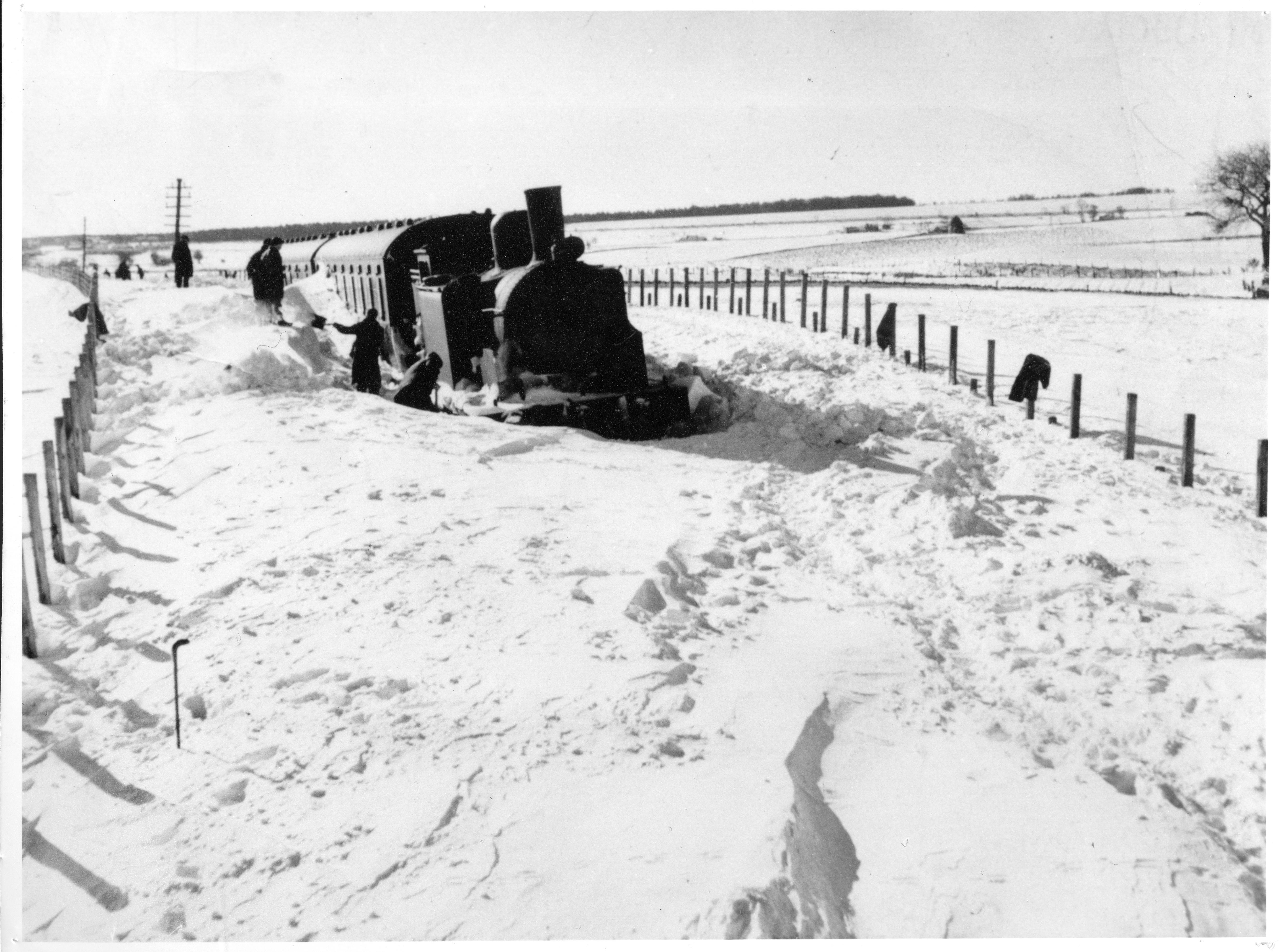 Near Auchterhouse Train in snow early 1947.-C-DCT